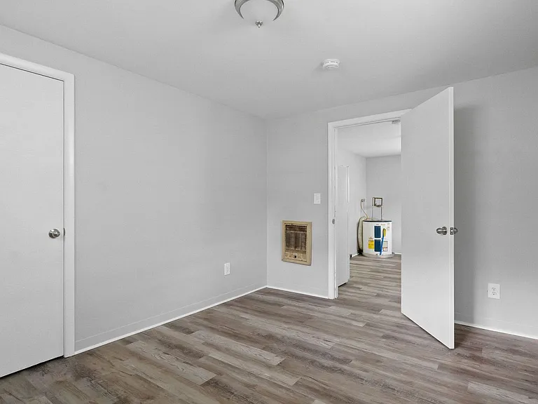 427 Circle Dr — Photo 34