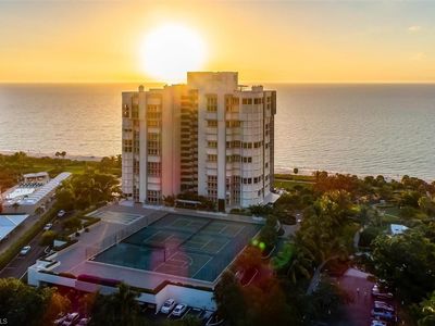 4051 Gulf Shore Blvd N APT 1405, Naples, FL, 34103