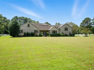 1645 Flanagans Ln, Virginia Beach, VA 23456