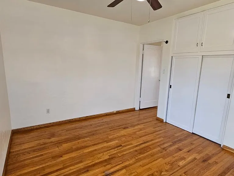 Unit Photo