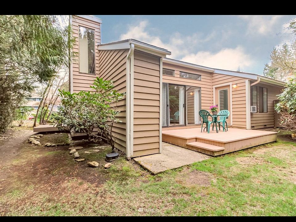 1st image of 25412 213th Pl SE Unit 20