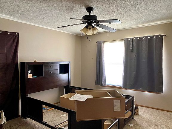 4th image of 3202 W Neilson Dr