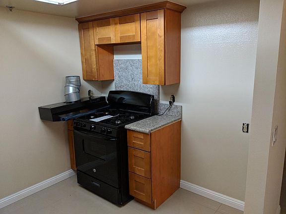 4th image of 537 N Kenwood St APT 107