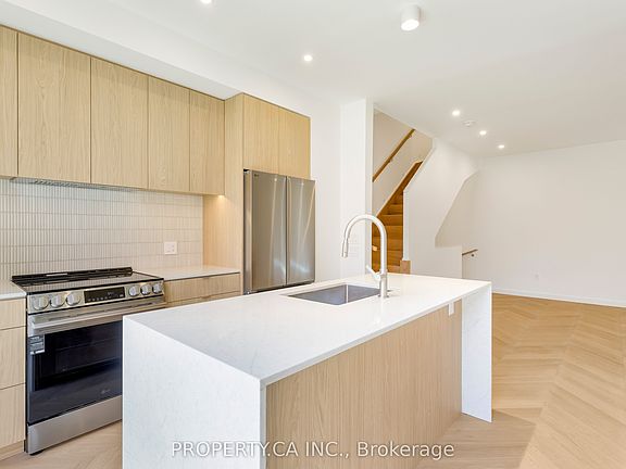 5th image of 301 Keele St #2