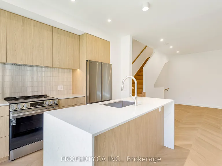 301 Keele St #2 — Photo 5