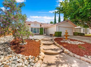 2430 Swallow Ln, Palmdale, CA 93550