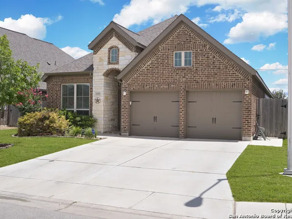 2013 Glen Hollow, Seguin, TX 78155