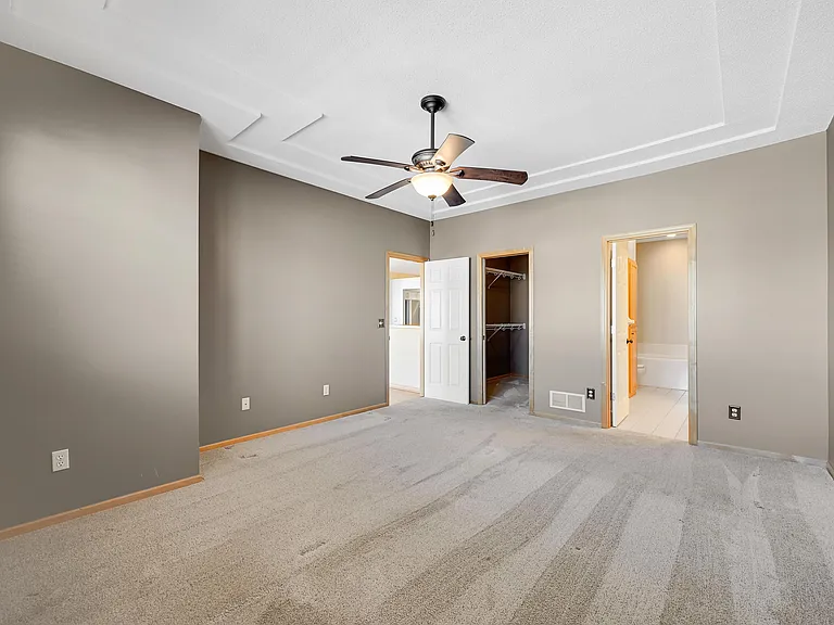 7950 Victoria Way — Photo 26