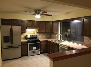 32 Goshawk Ct, Voorhees, NJ 08043