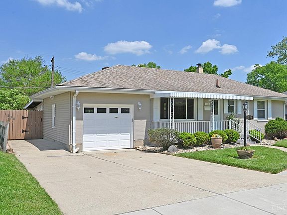 2nd image of 1236 Oakmont Ave