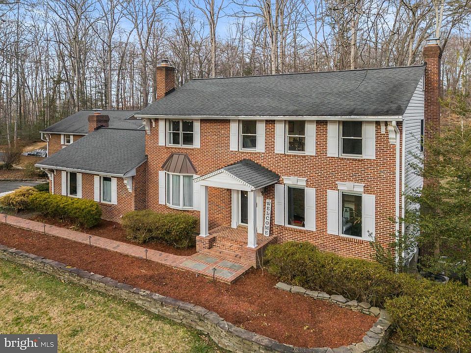 1st image of 9614 Heather Green Dr