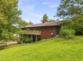 3168 Country Club Dr, Medina, OH 44256