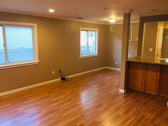 4th image of 18 Corchaug Ave #1
