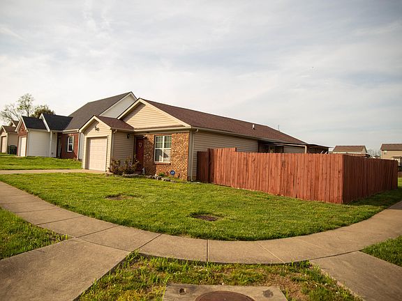 3rd image of 122 Marjorie Pl