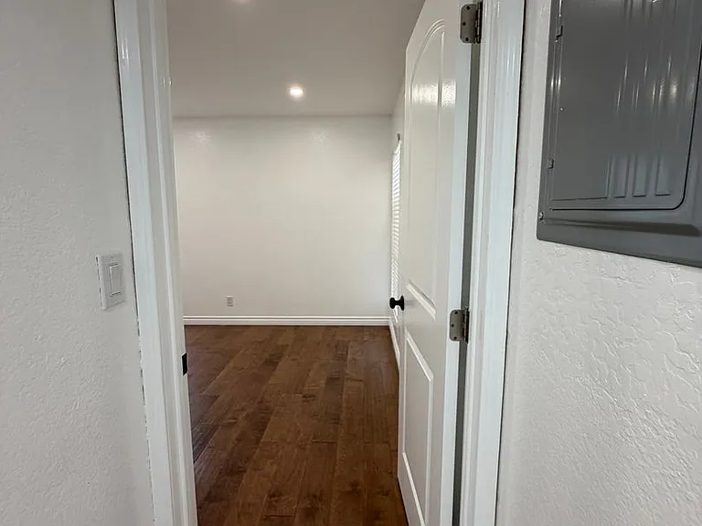 453 Ivy St — Photo 64