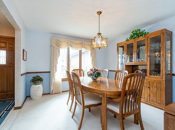 4th image of 8664 Flint Ln
