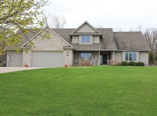 W2377 Sunrise Dr, Chilton, WI 53014