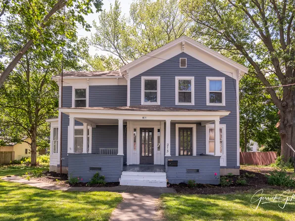 213 N Main St, Sandwich, IL 60548