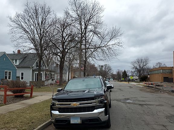5th image of 537 Van Buren St