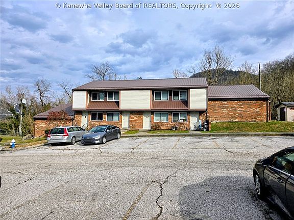 2nd image of 437 Crown Hill Dr