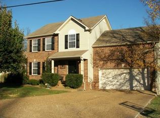 1970 Dunedin Dr, Old Hickory, TN 37138