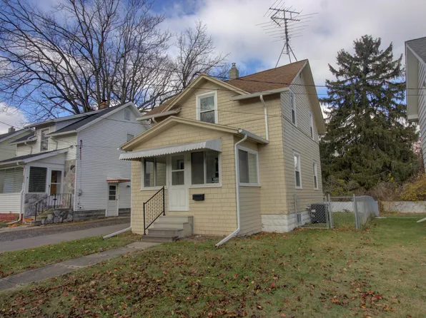 1402 E North St, Jackson, MI 49202