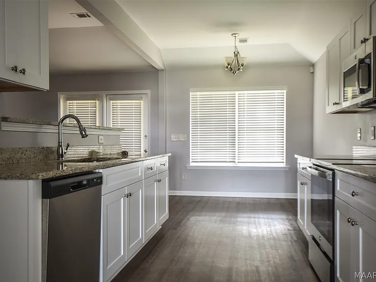 161 Hideaway Ln — Photo 4