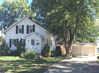 201 Hawthorne St, Elyria, OH 44035