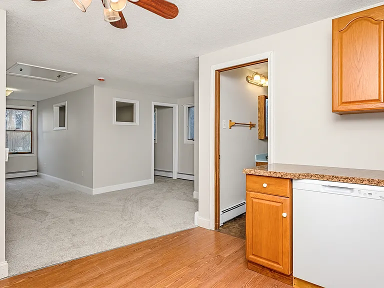 52 Gates Farm Rd #52A — Photo 3