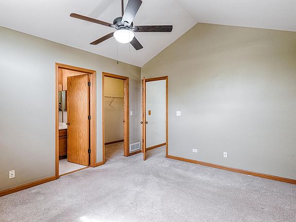 5th image of 831 Asbury Dr