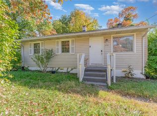 2703 W Florida St, Greensboro, NC 27407