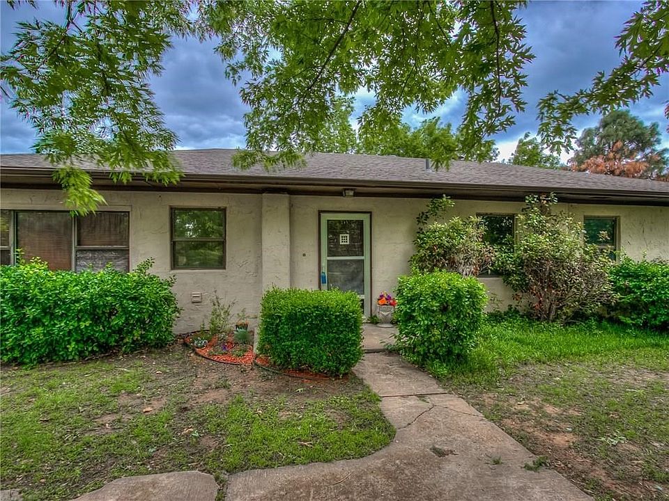 1st image of 400 Karla Ct