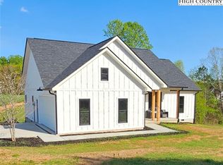 3991 Poplar Springs Rd, Elkin, NC 28621