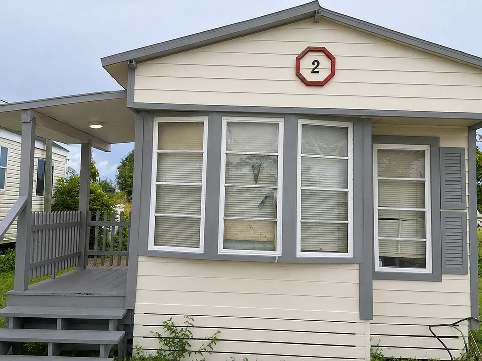 11235 Tamiami Trl