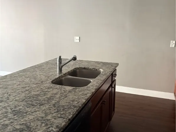 11330 White Bluff Rd #34, Savannah, GA 31419