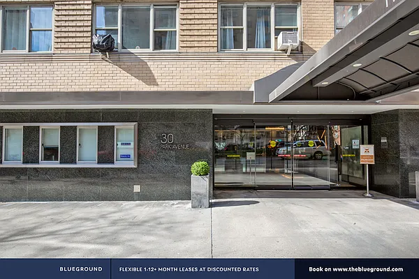 Rented by The Blueground | media 39