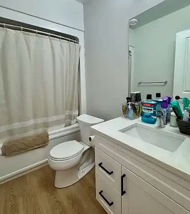 4th image of 462 Rosedale Ave #1A