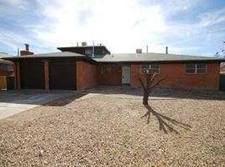 8612 Las Camas Rd NE, Albuquerque, NM 87111