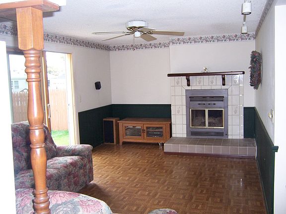 4th image of 1314 Crescent Dr