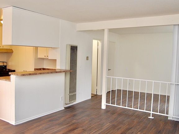 5th image of 11659 Chandler Blvd APT 1