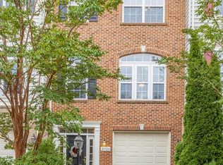 24724 Clock Tower Sq, Aldie, VA 20105