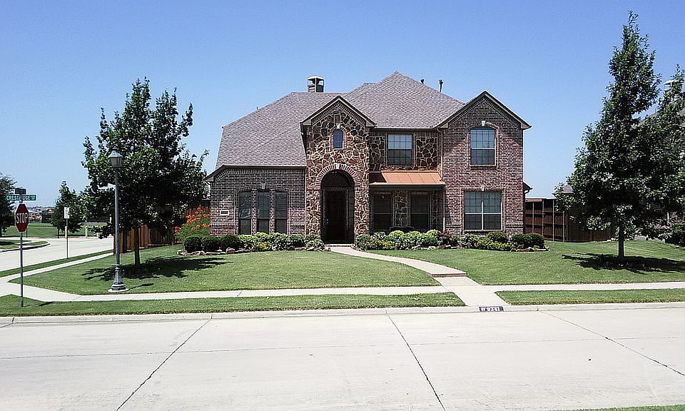 1st image of 9341 Crestridge Dr