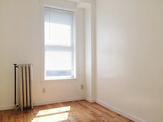 Rented by In Haus LLC | media 32