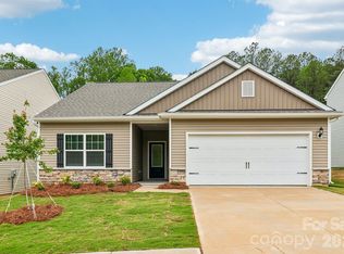 704 Willow Estates Dr, Shelby, NC 28150