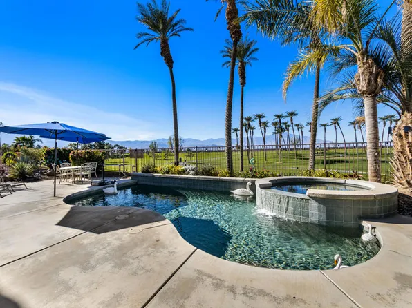 36007 Royal Sage Ct, Palm Desert, CA 92211