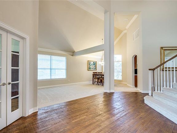 5th image of 1010 Mesa Ct