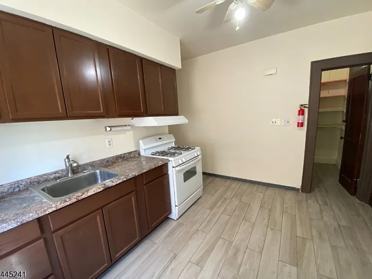 1353 Alina St #1 — Photo 6