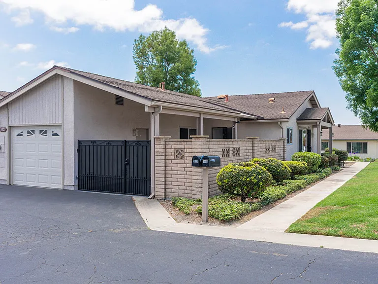 1025 Plover Way — Photo 14