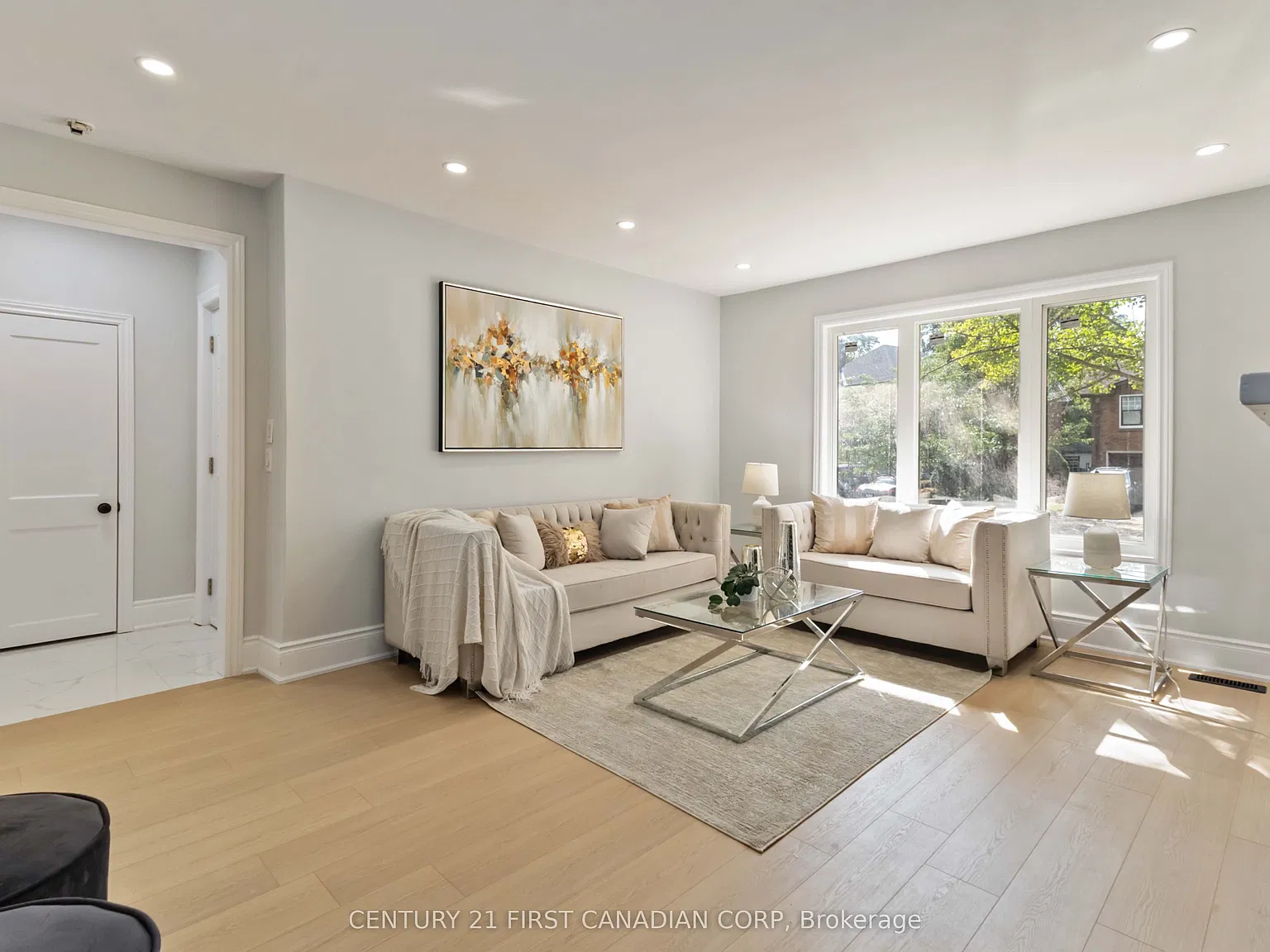 6 bed, $3,800 — Photo 3