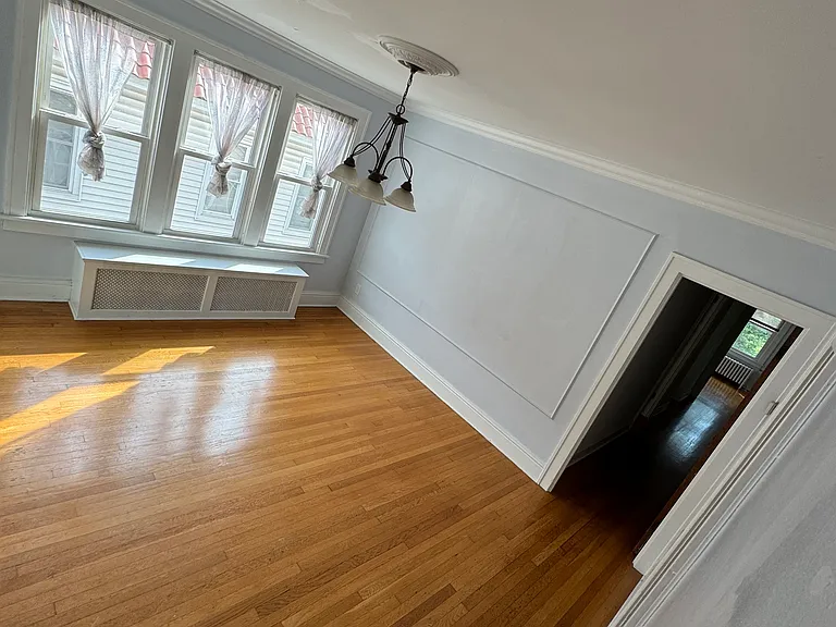 152 S Allen St #2 — Photo 10